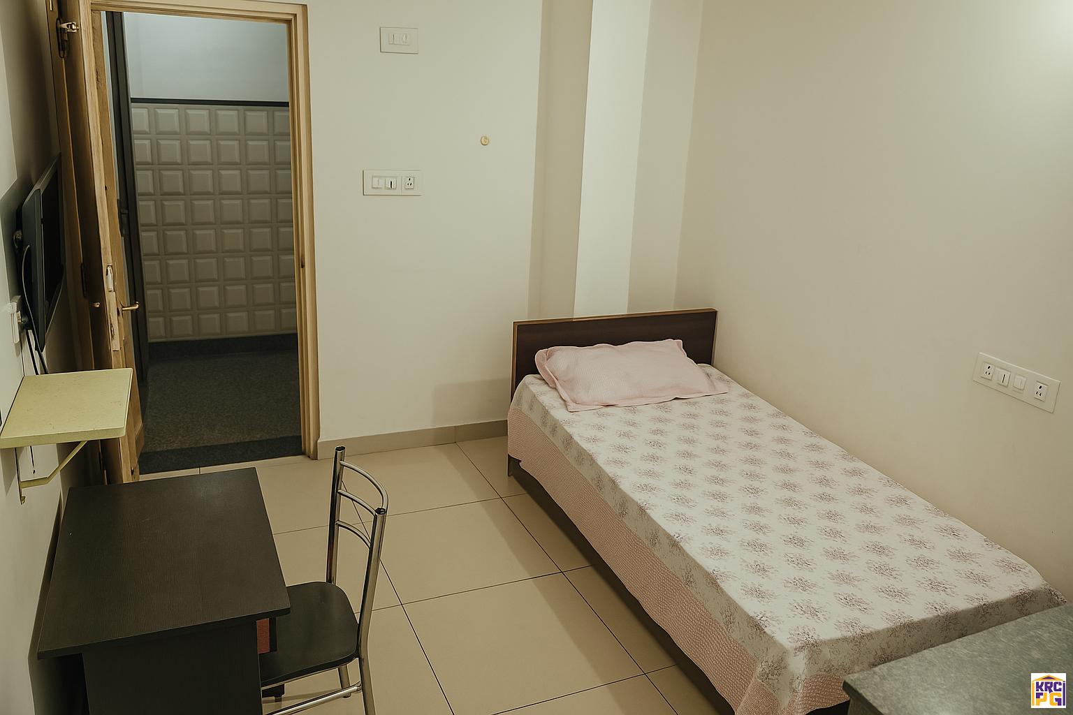 Ladies PG near Christ University Bannerghatta Road