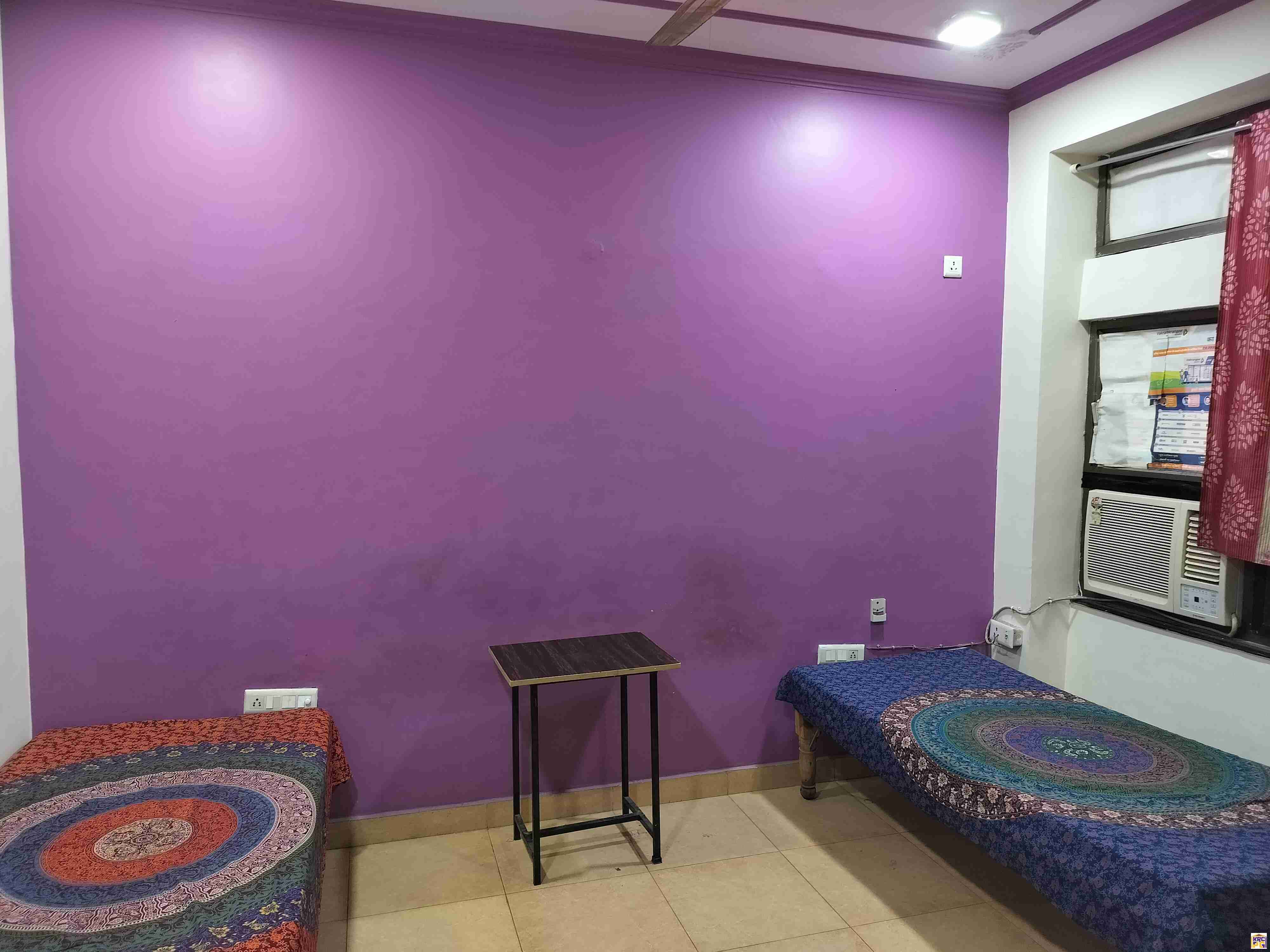 Shyam-Sarover-Girls-hostel-Patel-Marg-mansarovar