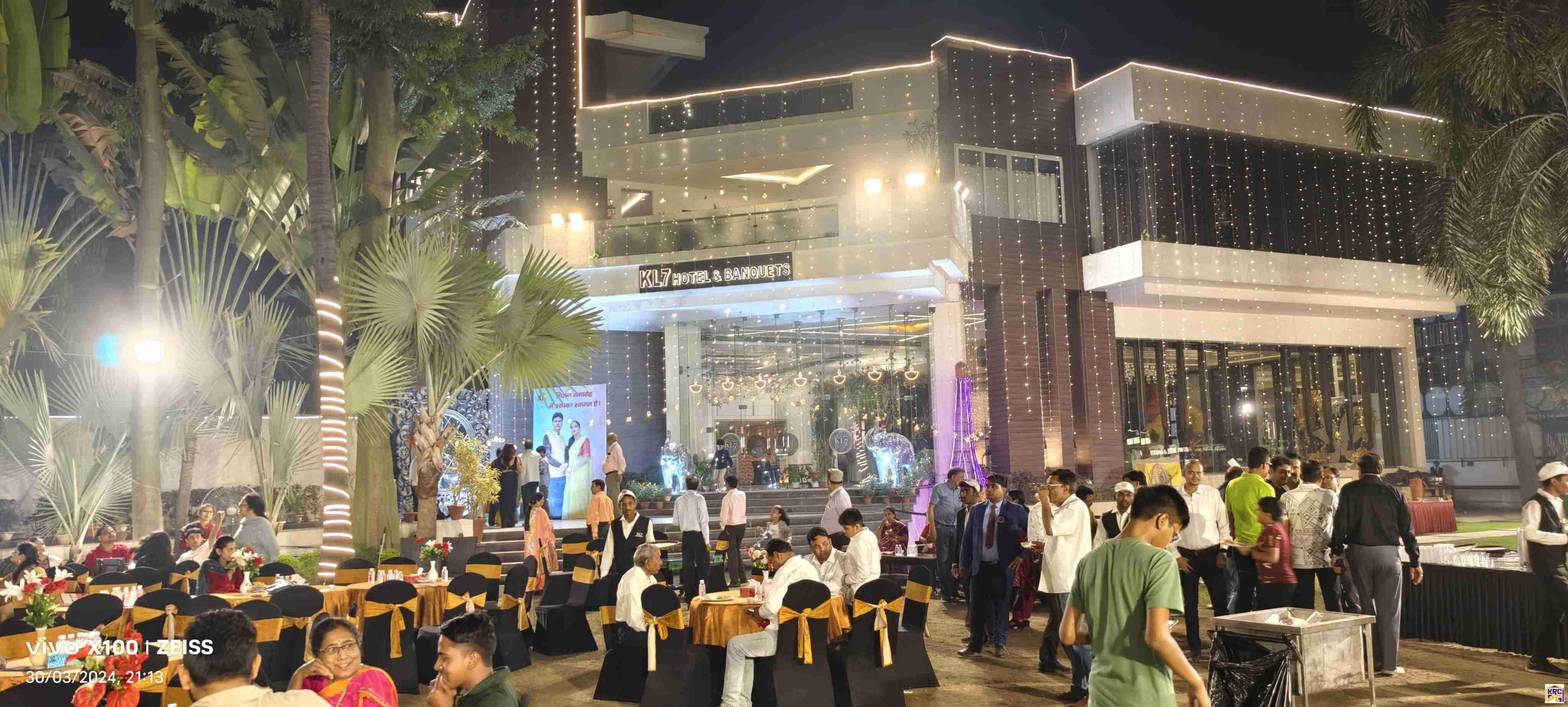 om hari girls pg lodge . situated in bikhana pahari.