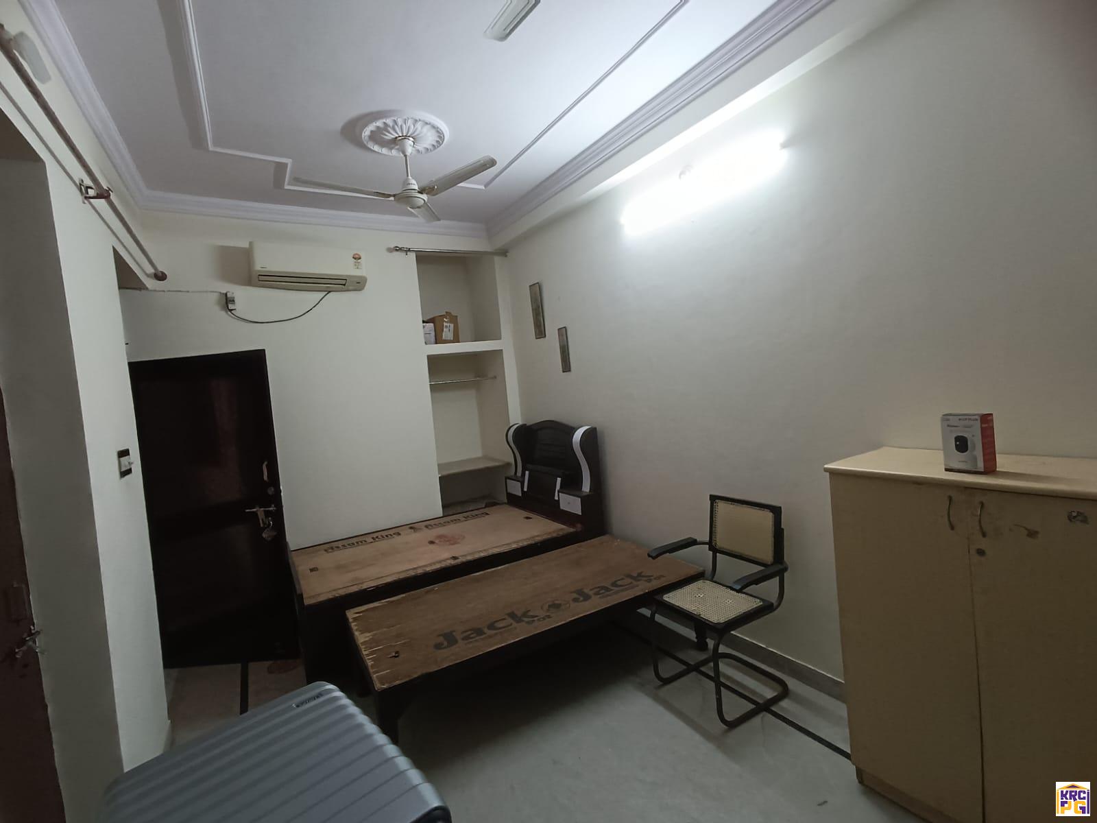 1-AC-Room-with-kitchen-washroom-and-all-facilities